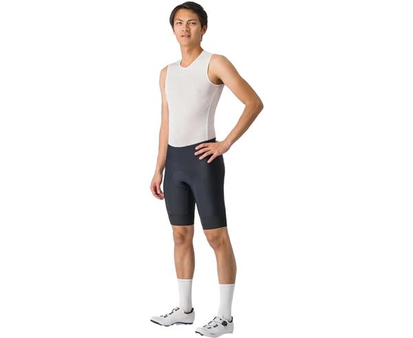 SHORT BLACK